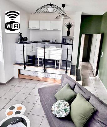 Dole Apartment | STUDIO Dole Grevy deux étoiles,