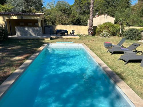 Roquebrune-sur-Argens Apartment | Studio Indépendant