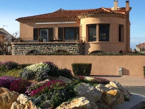 Portiragnes-Plage Apartment | Studio Les PIEDS DANS L'EAU