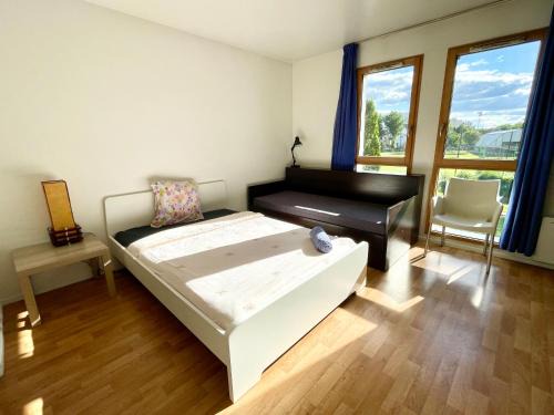 Rueil-Malmaison Apartment | Studio lumineux 10 min à La Défense 2