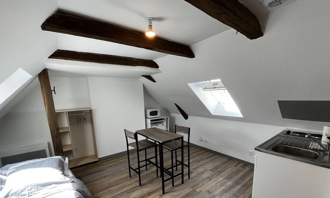 Nord - Gare Apartment | Studio neuf au centre-ville du Mans