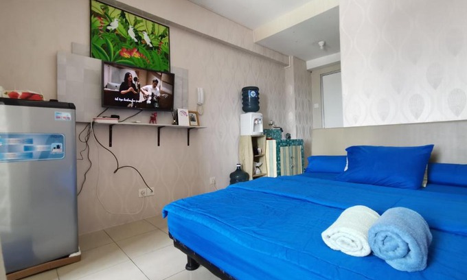 Pluit Apartment | Studio Room Full Sea View From Your Bed Fast Wifi