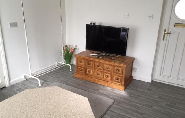 Quintrell Downs Apartment | Studio Treviglos Lodge