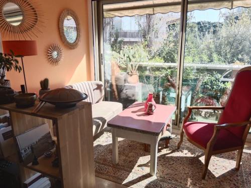 Cannes Apartment | STUDIO VILLA VIANNEY