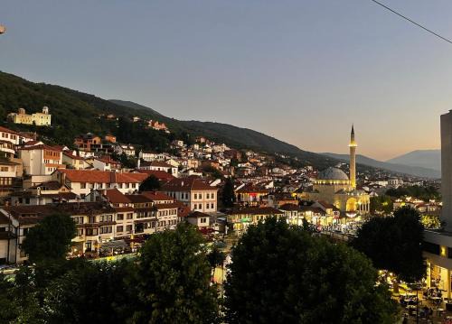 Prizren Apartment | Studio with Old Town View