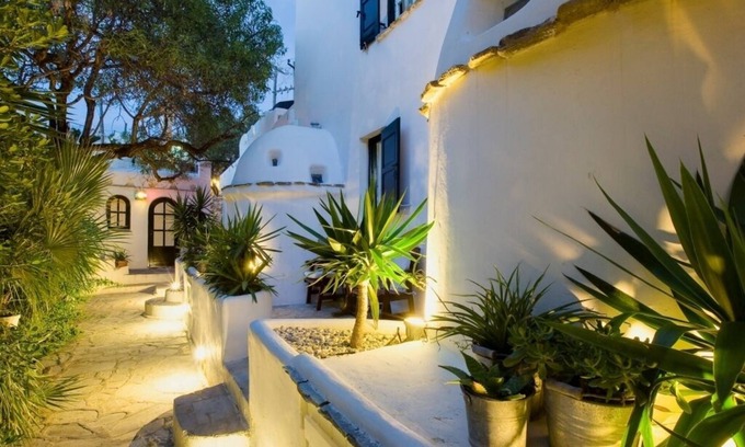 Mykonos Town Hotel | Studios and Suites Rania