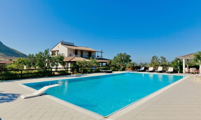 Castellammare del Golfo Villa | Stunning private villa for 10 people with A/C, private pool, WIFI, TV and panoramic view