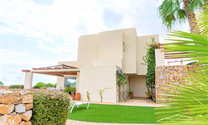 Lo Rufete Villa | Stunning 3 Bedroom luxury villa on Las Colinas Golf Resort