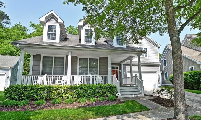 Ocean View House | Stunning 6 bedroom 3.5 bath House in Bear Trap Dunes Community! Wifi Available, Pool, Fitness Center, Beach Shuttle, Tennis, Golf!