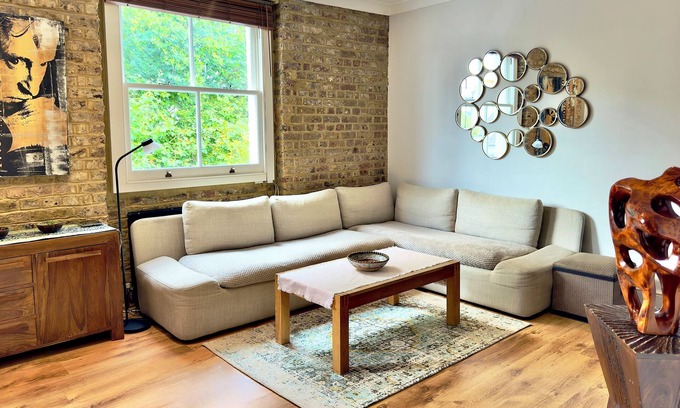 Queen's Gate Apartment | * Stunning flat in South Kensington *