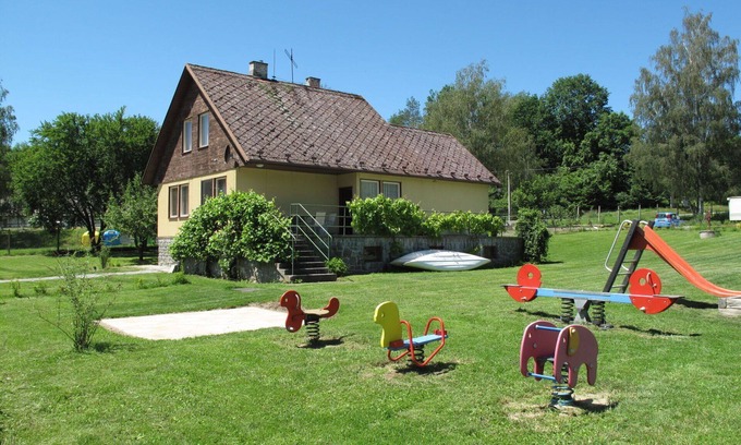 Tyn nad Vltavou House | Stunning private villa for 8 guests with WIFI, TV, terrace and pets allowed