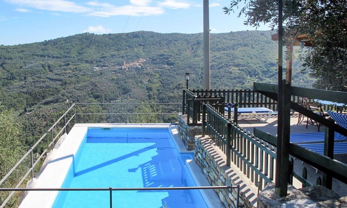 Pietrabruna House | Stunning private villa with WIFI, private pool, TV, terrace, pets allowed and panoramic view