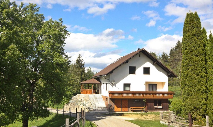 Ebenthal in Kaernten House | Stunning private villa for 6 people with WIFI, TV, patio and panoramic view