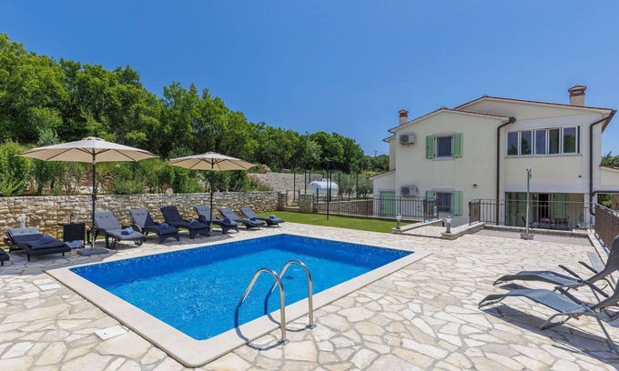 Trgetari House | Stunning private villa for 8 guests with private pool, WIFI, A/C, TV and terrace