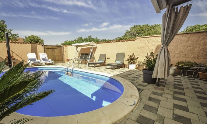 Polaca House | Stunning private villa for 6 people with private pool, WIFI, A/C, TV and balcony