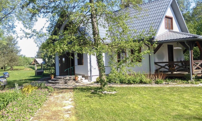 gmina Lubycza Krolewska Villa | Stunning private villa for 8 people with terrace and pets allowed