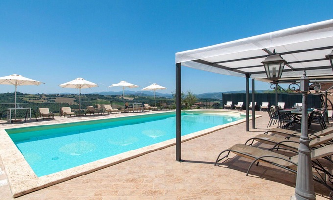 Loreto Villa | Stunning private villa with WIFI, private pool, A/C, TV, patio, pets allowed and panoramic view