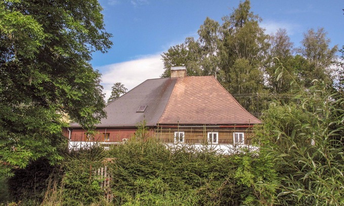 Stozec House | Stunning villa for 6 guests with TV, patio and pets allowed