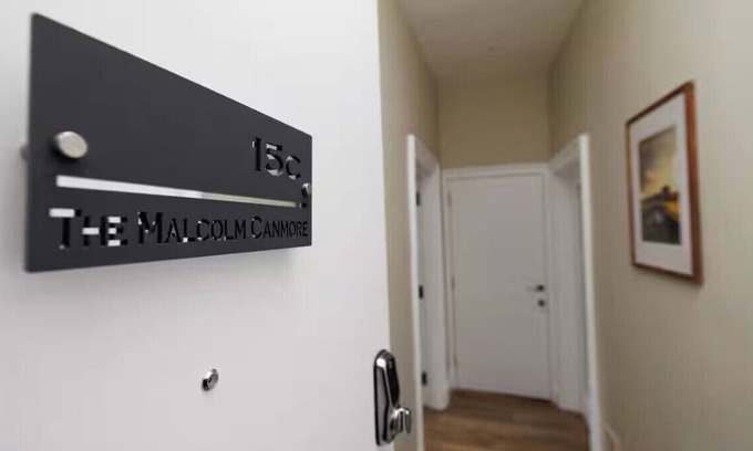 Dunfermline Apartment | Stylish 1-Bed Apartment in the Heritage Quarter