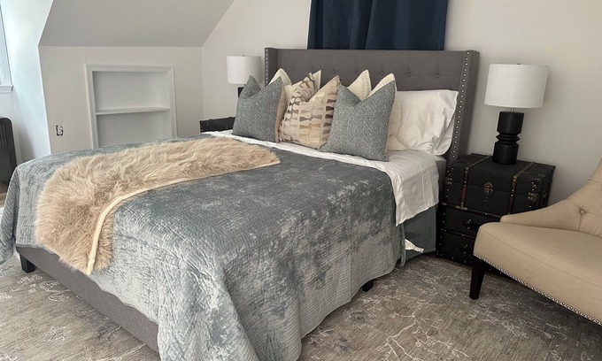 Stony Brook House | Stylish 2BR House Near Stony Brook University and shopping, fully renovated