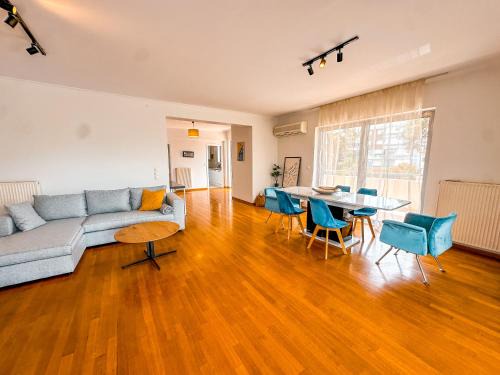 Voula Apartment | Stylish 3 BDR apartment in Glyfada center- Cielo