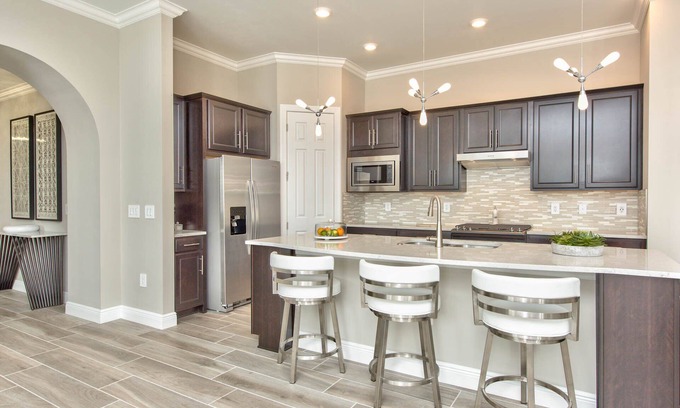 Rural Estates House | Stylish 3bd home with den with a Spa, Heated Pool and Golf!n