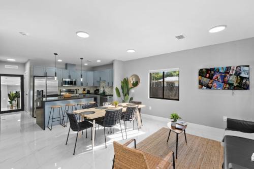Allapattah Apartment | Stylish Townhouse Steps from Wynwood
