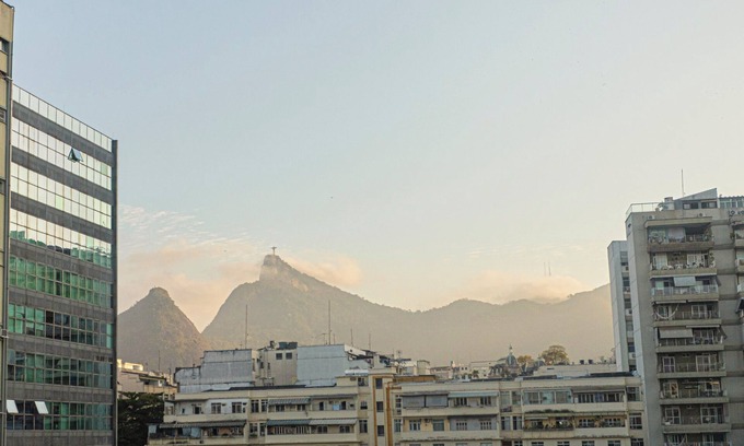Largo do Machado Apartment | SUH Catete 02 Christ View