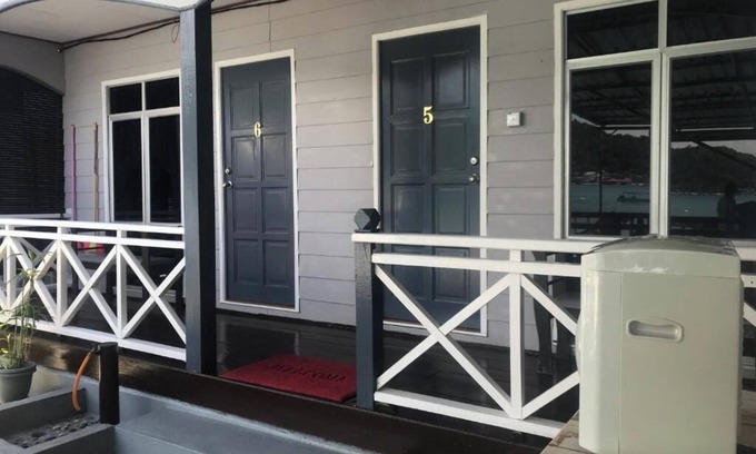 Pulau Perhentian Besar Hotel | Suhaila Palace