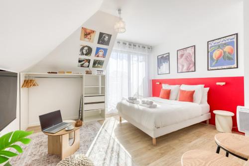 Bobigny Apartment | Suite Bauhaus