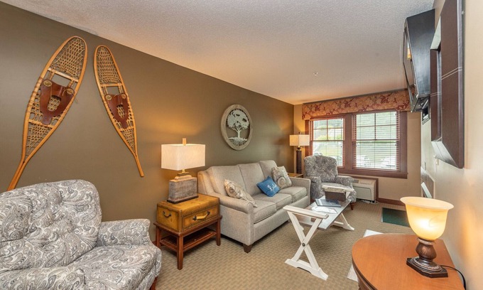 Thayerville Apartment | Suites at Silver Tree: A208 One Bedroom Standard View