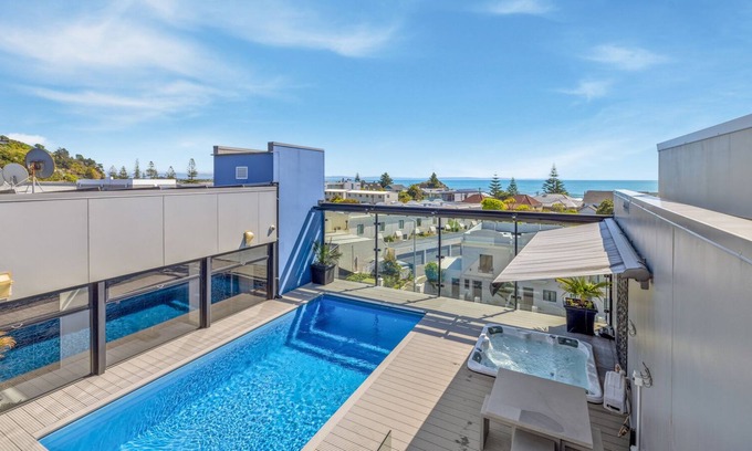 Sumner House | Sumner ReTreat 6 - Sumner Holiday Apartment