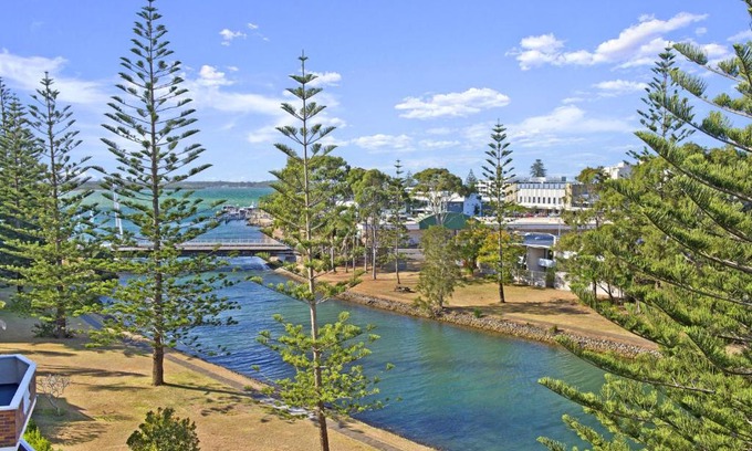 Port Macquarie Apartment | Sundial 503 8-10 Hollingworth Street