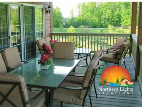 Bellaire Apartment | Sunny Days! Close to Everything at Summit