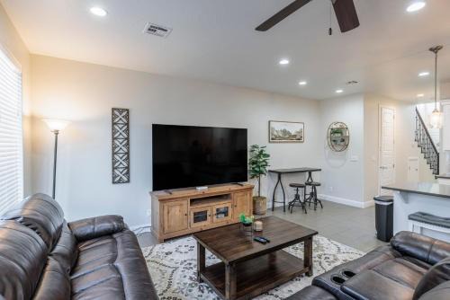 St. George Villa | Sunny Ledgeview Retreat