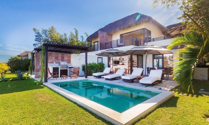 Punta de Mita Villa | Sunny Vacation Villa 10