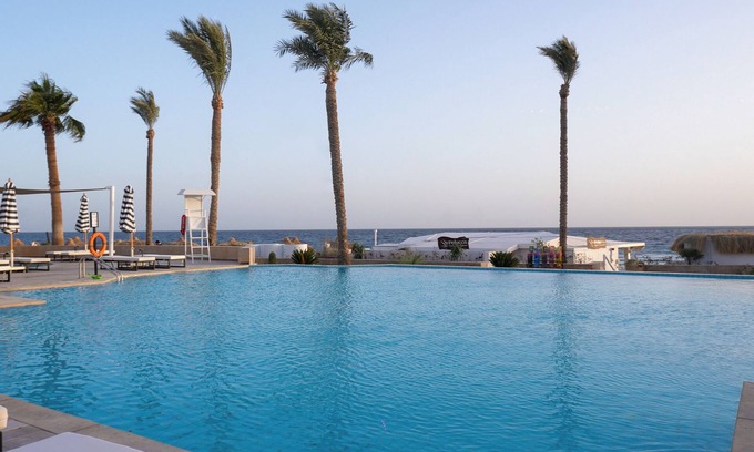 Ras Nasrani Resort | SUNRISE Remal Beach Resort