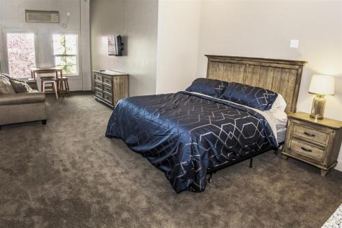 Harbor Village House | Sunrise Resort Room #309