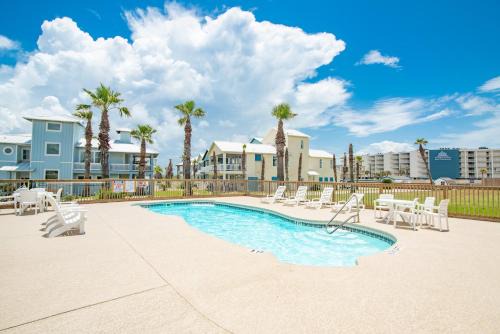 Port Aransas House | Sunrise Villas 208 - BOARDWALK TO THE BEACH