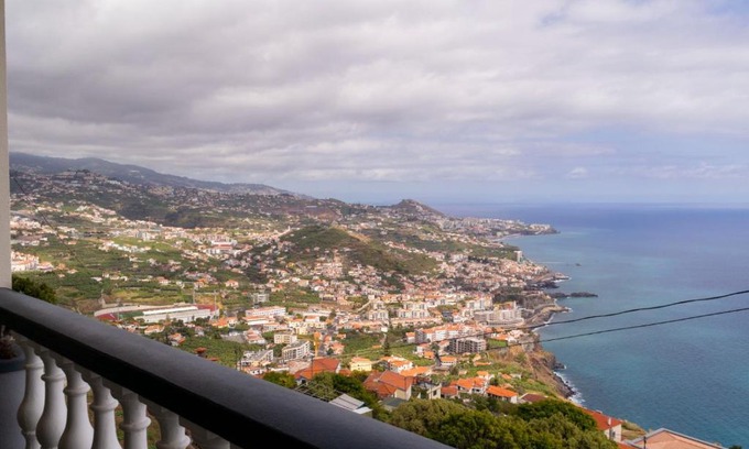Camara de Lobos House | Sunset House