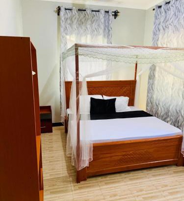 Arusha Cabin | Sunset Inn Lodge