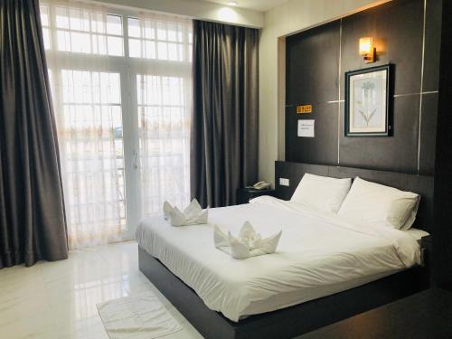 Vientiane Apartment | Sunset Mekong Apartment