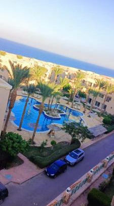 Village Road Apartment | Sunset Pearle Sahl Hashish