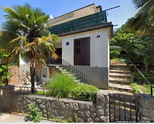 Njivice Apartment | Sunset Terrace 70m2 Apartment - 50m to the beach