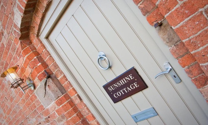 Dalbury Lees House | Sunshine Cottage