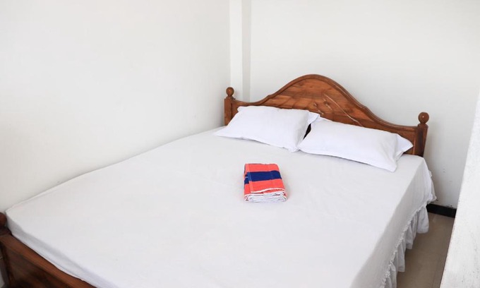 Polhena House | Sunshine Guest