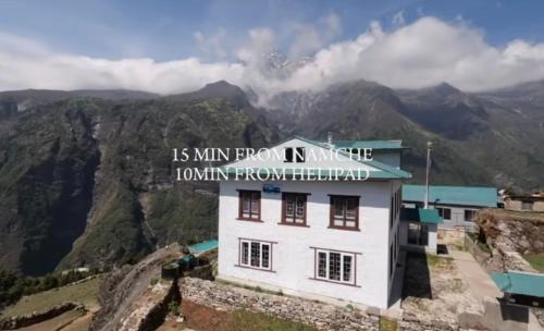 Namche Bazaar Cabin | Sunshine lodge