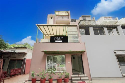 Gandhinagar Hotel | Super Collection O Sachivalaya Metro Station Gandhinagar Formerly Hotel Ghunghat Inn