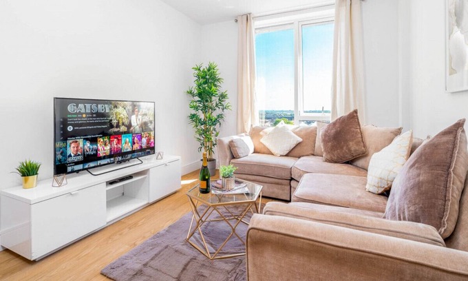 Theatreland Birmingham Apartment | Super High-End Luxury Suite - Central - Parking