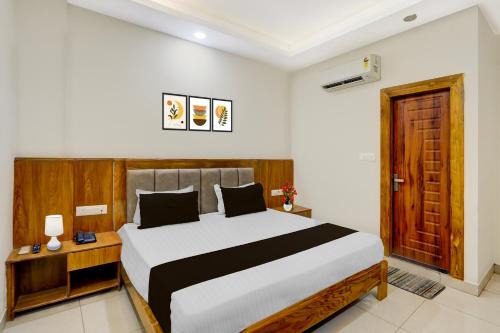 Varanasi Hotel | Super Townhouse Varanasi City Station Formerly S Kumar Inn